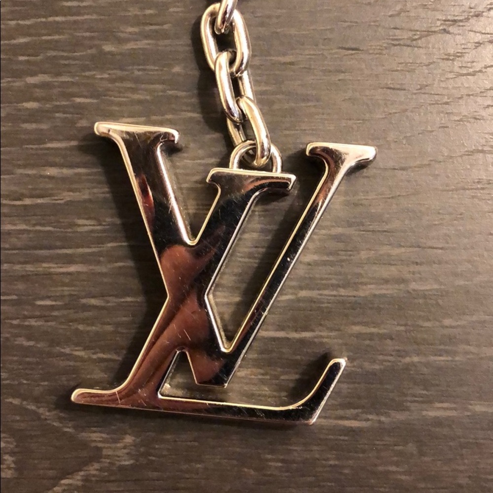 Louis Vuitton Keyring - Picture 4 of 7